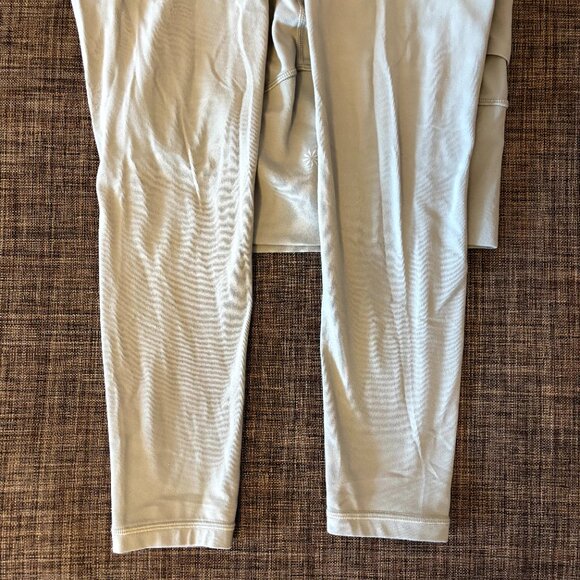 Athleta Salutation 7/8 Tight Leggings XS – Soft High Rise Yoga Pants with Pocket - Picture 3 of 7